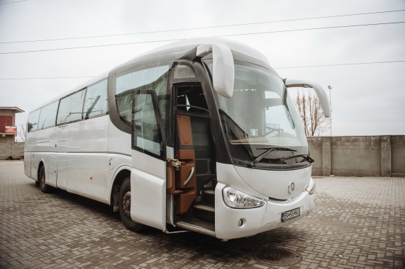 Autobus 54 locuri