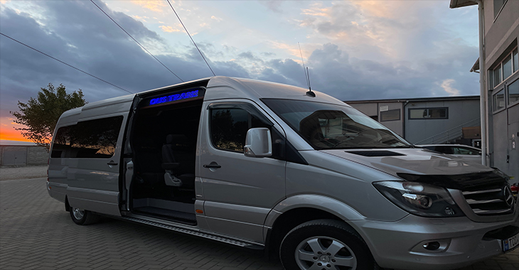 Mercedes-Benz Sprinter 318